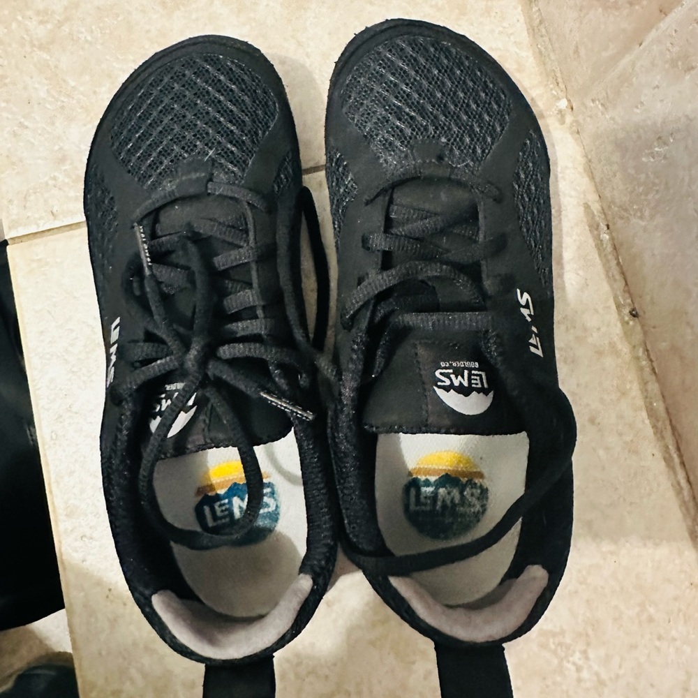 Lems Primal 2.0 - Women’s Size 8.5, Barefoot Sneakers